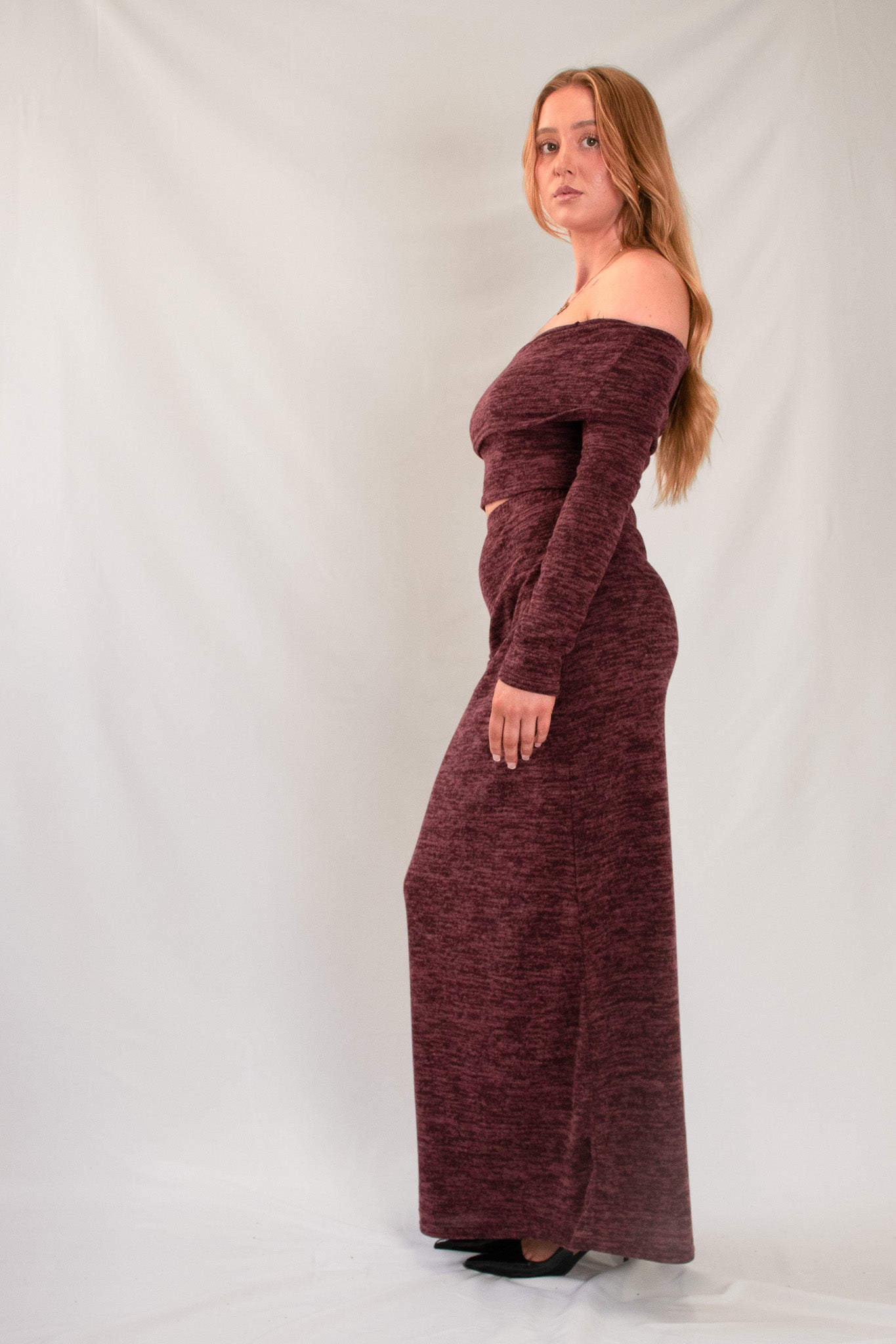 Women's Maroon Off-Shoulder Knit Maxi Dress