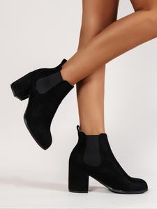 Autumn / Winter Boots & Shoes