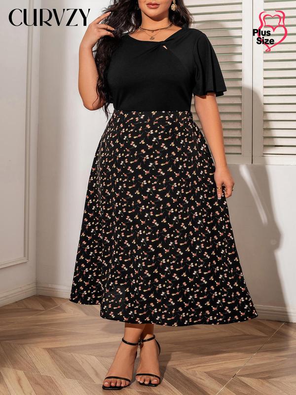 Curvzy Short Sleeve Knot Tee & Floral Skirt Set